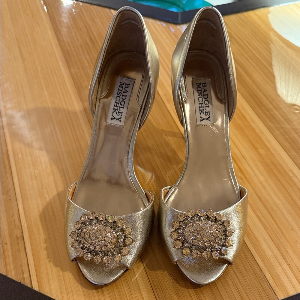 Badgley Mischka Sparkling Gold Heels
